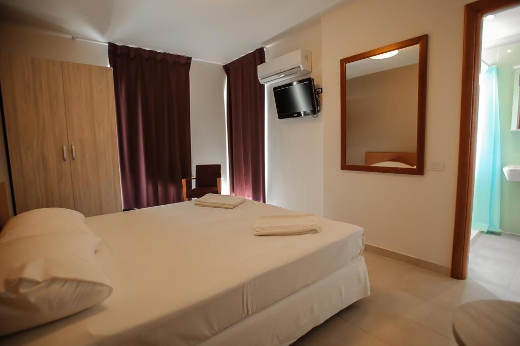 Hotel Cochet Navodari Dış mekan fotoğraf